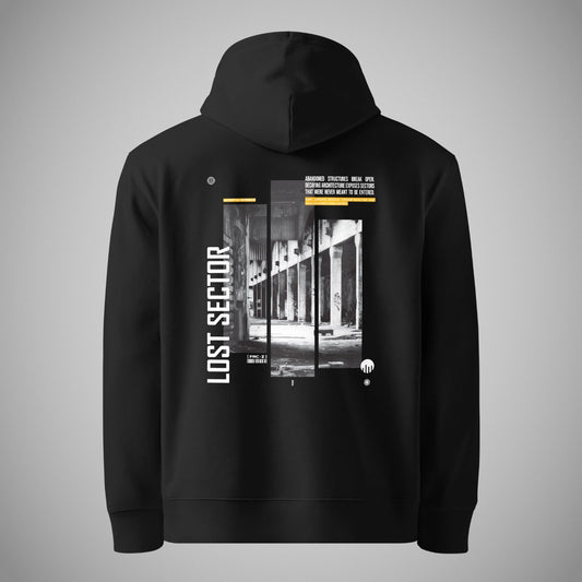 Ein schwarzer Regular Fit Hoodie der Marke FORCE ZERO im Lost Sector Design zeigt als Produkt-Rückansicht (Mockup) einen großen, grafischen Backprint mit einer dreigeteilten, schwarz-weißen Fotografie einer verlassenen Halle, dem vertikalen weißen Schriftzug „LOST SECTOR“, gelben Farbakzenten und dem englischen Text „ABANDONED STRUCTURES BREAK DOWN. DECAYING ARCHITECTURE EXPOSES SECTORS THAT WERE NEVER MEANT TO BE ENTERED.“.
