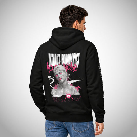 Ein schwarzer Core Fit Hoodie der Marke FORCE ZERO im Rogue Mode Renegade Design zeigt als Ganzkörper-Modellbild die Rückansicht an einem männlichen Model mit Jeans, wobei der große Backprint mit einer antiken Büste mit Cap, neongesprühtem Graffiti-Schriftzug „Rogue Mode“, dem weißen Text „WITHOUT BOUNDARIES“ und weiteren pinkfarbenen Grafikelementen im Fokus steht.