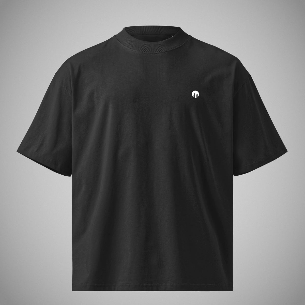 FORCE ZERO Streetwear oversized T-Shirt in schwarz. Auf der linken Brust ist das Markenlogo in weiß zu sehen